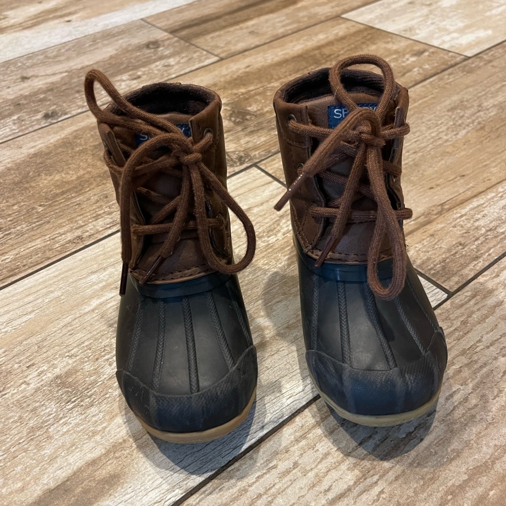 Toddler Sperry Duck Boots Size 8